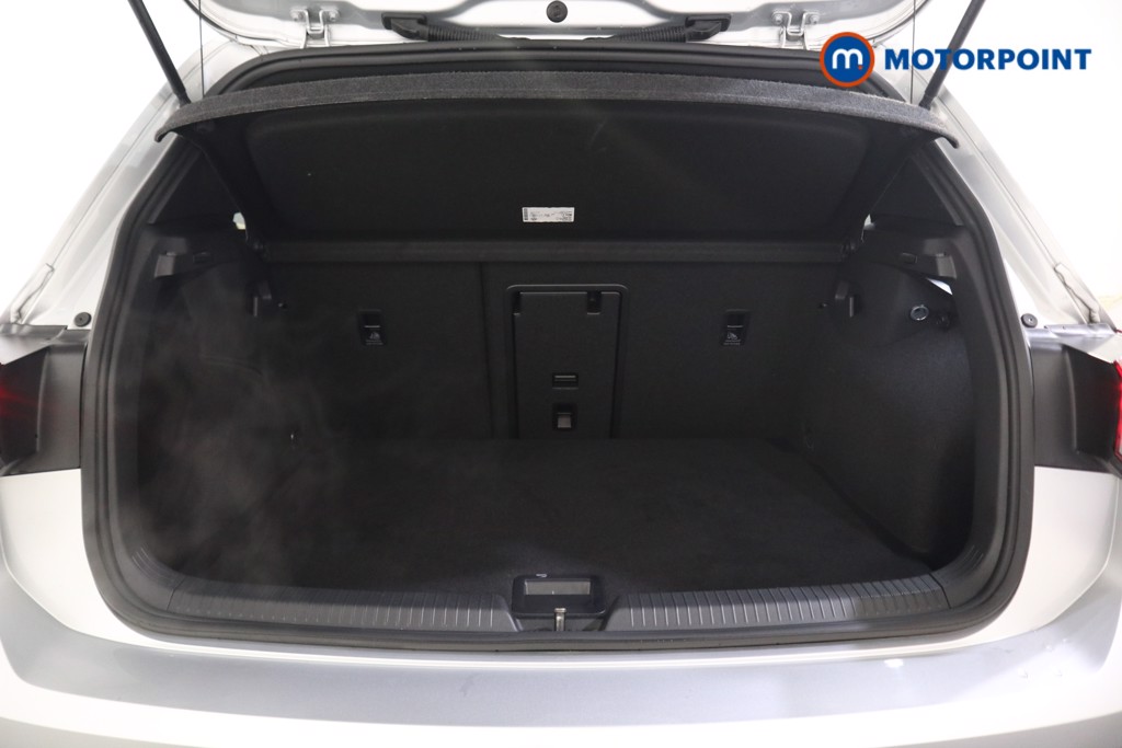 Volkswagen Golf R-Line Automatic Petrol Hatchback - Stock Number (1597445) - 18th supplementary image