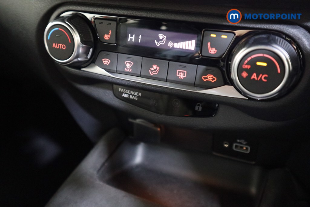 Nissan Juke Tekna-Plus Manual Petrol SUV - Stock Number (1597483) - 7th supplementary image