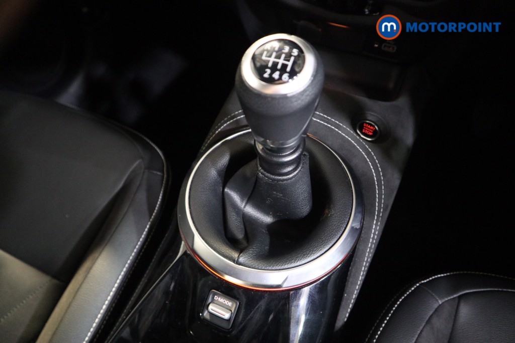 Nissan Juke Tekna-Plus Manual Petrol SUV - Stock Number (1597483) - 8th supplementary image