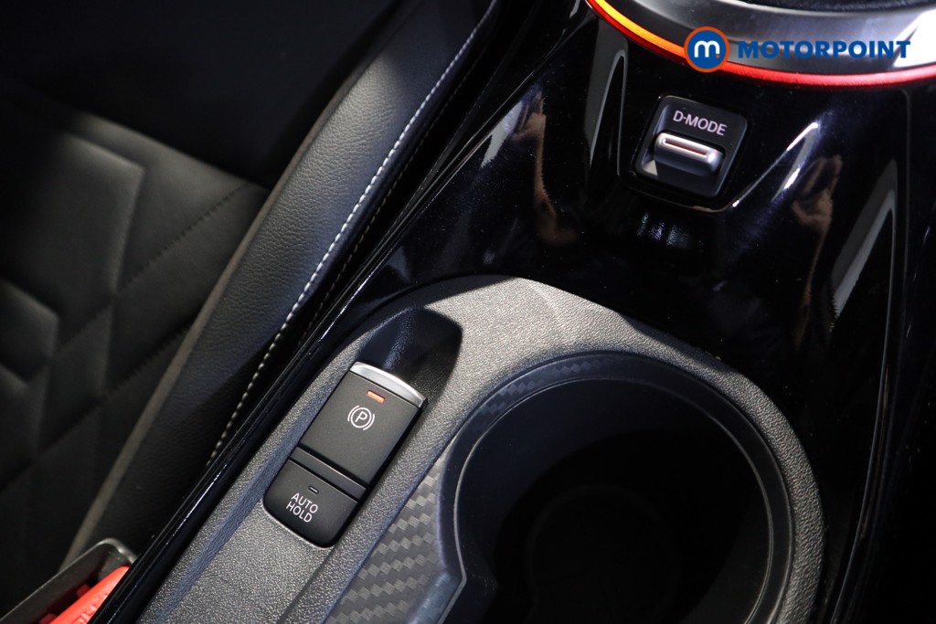 Nissan Juke Tekna-Plus Manual Petrol SUV - Stock Number (1597483) - 9th supplementary image