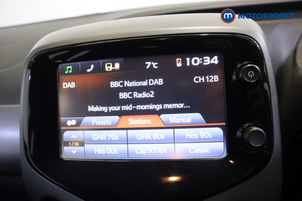 Toyota Aygo X-Play Manual Petrol Hatchback - Stock Number (1597562) - 2nd supplementary image