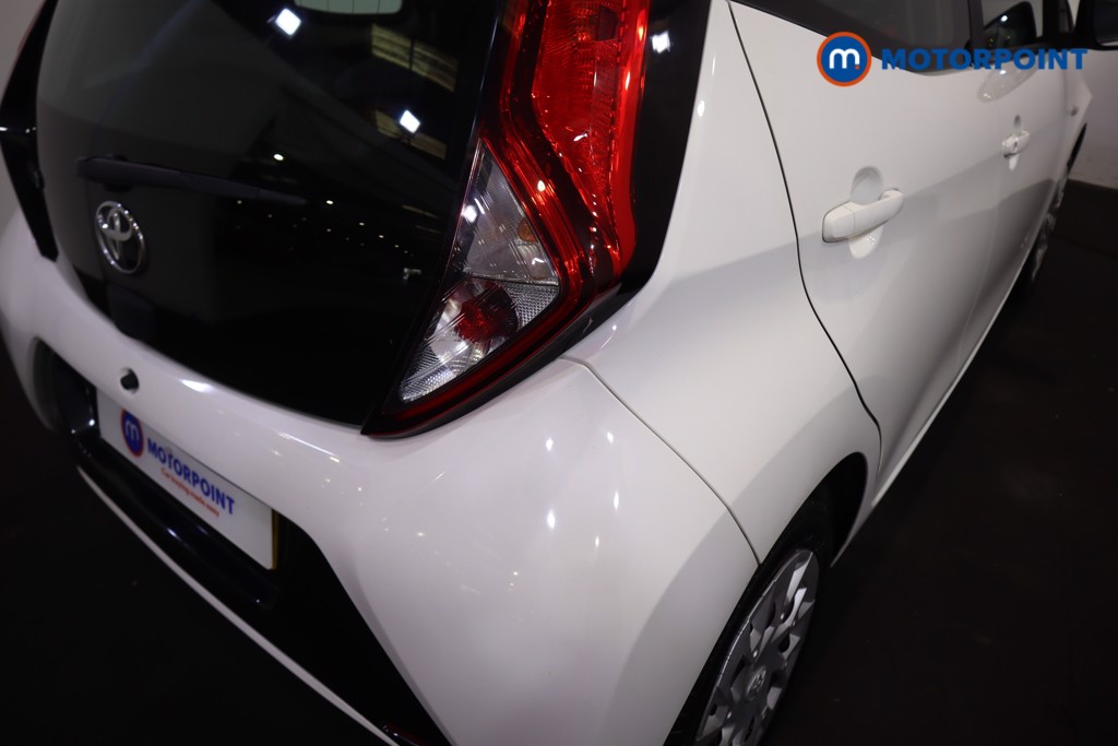 Toyota Aygo X-Play Manual Petrol Hatchback - Stock Number (1597562) - 25th supplementary image