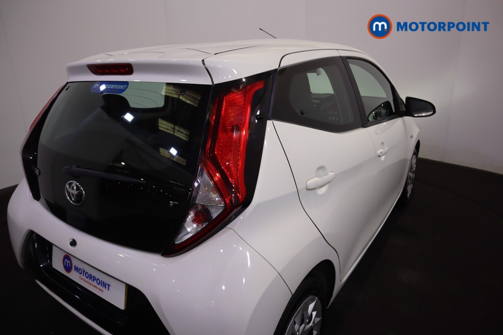 Toyota Aygo X-Play Manual Petrol Hatchback - Stock Number (1597562) - 26th supplementary image
