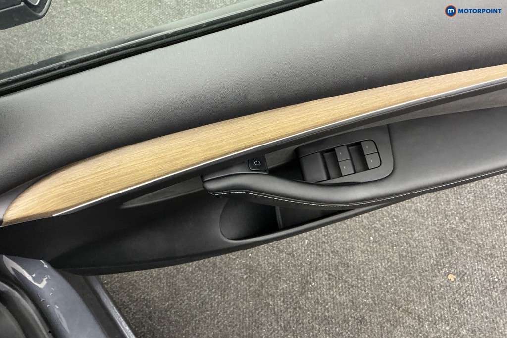 Tesla Model 3 Long Range Automatic Electric Saloon - Stock Number (1597605) - 20th supplementary image