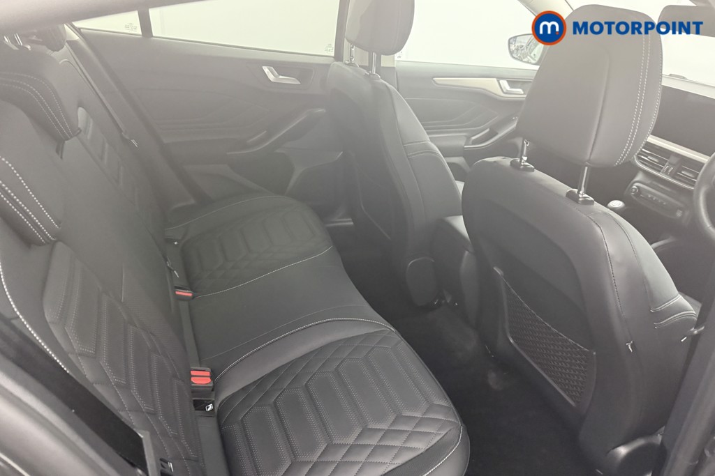 Ford Focus Titanium X Manual Petrol Hatchback - Stock Number (1597652) - 8th supplementary image