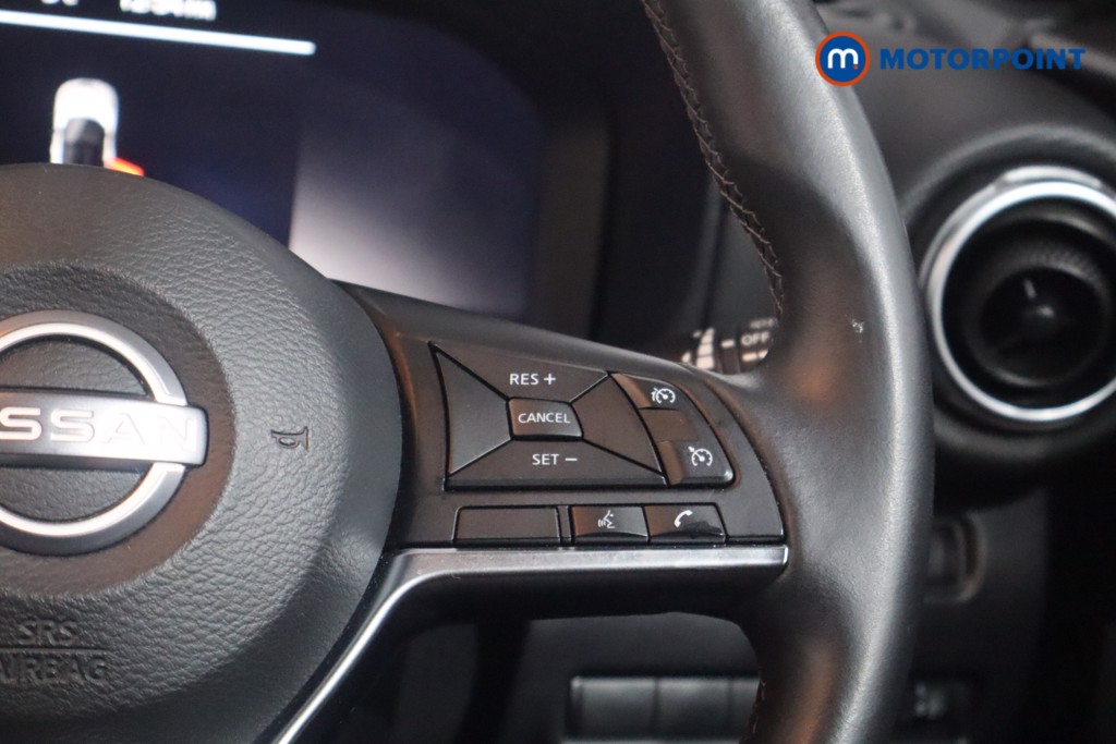 Nissan Juke N-Connecta Automatic Petrol-Electric Hybrid SUV - Stock Number (1597703) - 8th supplementary image