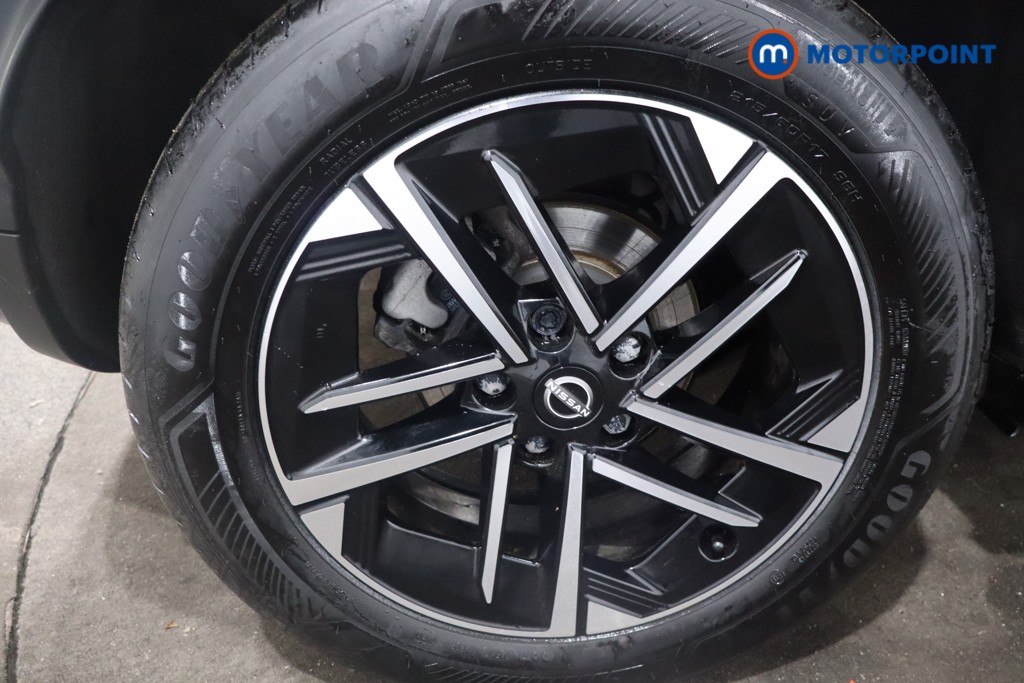 Nissan Juke N-Connecta Automatic Petrol-Electric Hybrid SUV - Stock Number (1597703) - 9th supplementary image