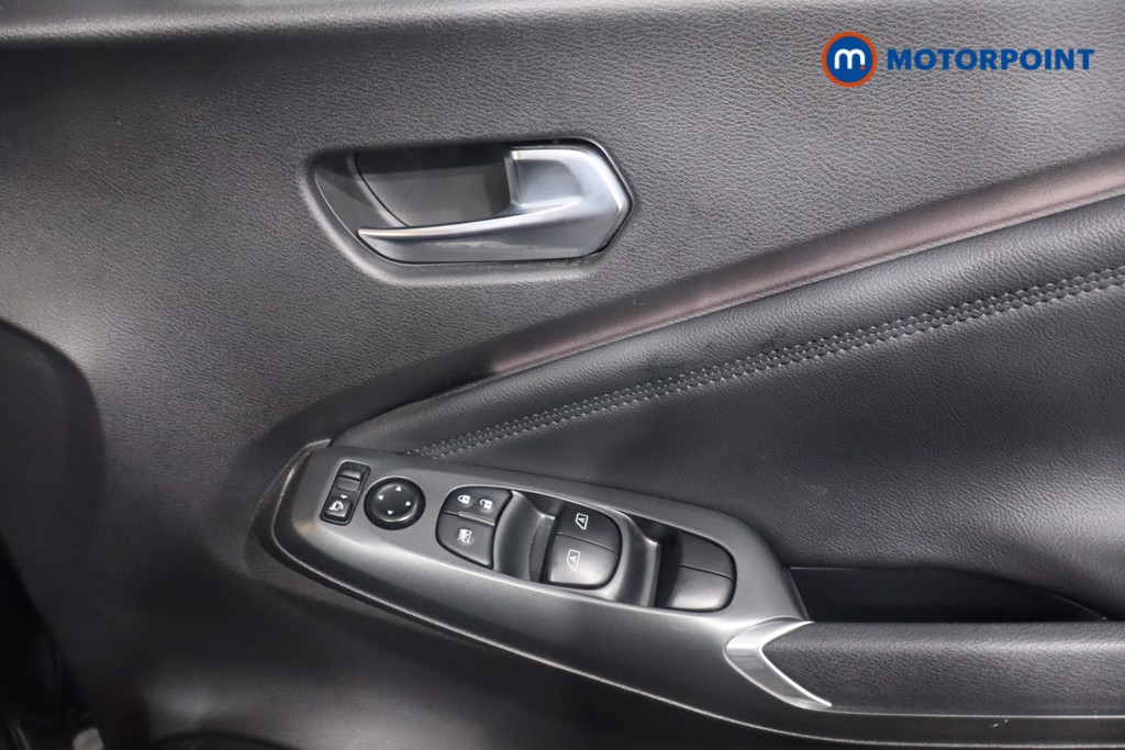 Nissan Juke N-Connecta Automatic Petrol-Electric Hybrid SUV - Stock Number (1597703) - 20th supplementary image