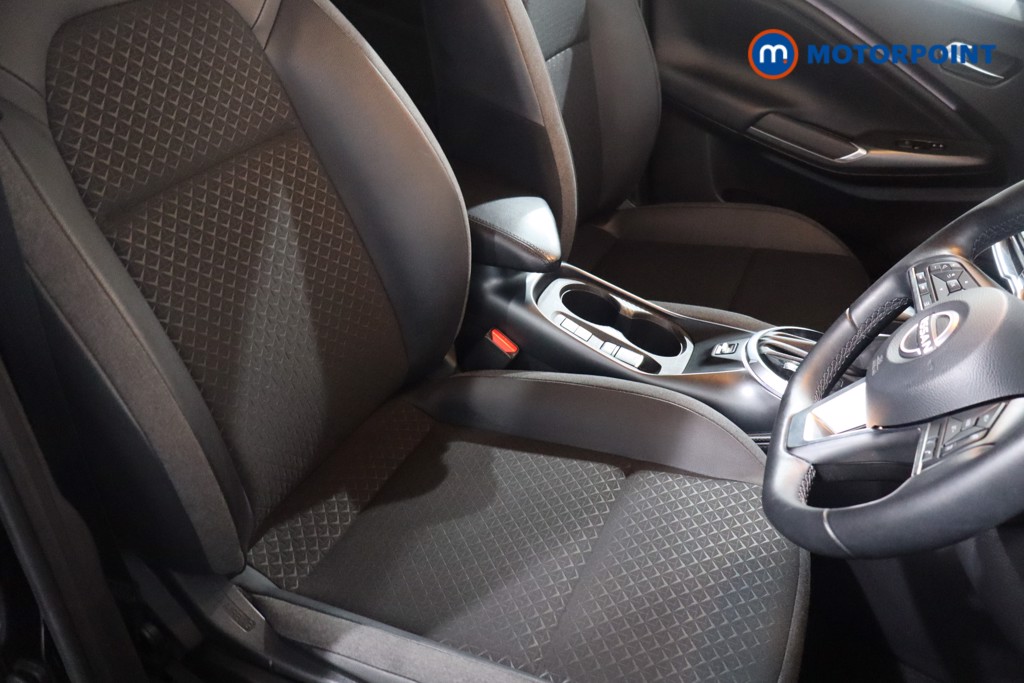 Nissan Juke N-Connecta Automatic Petrol-Electric Hybrid SUV - Stock Number (1597703) - 23rd supplementary image