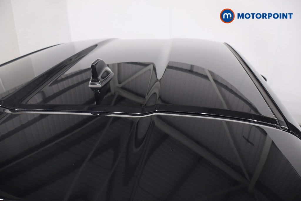 Nissan Juke N-Connecta Automatic Petrol-Electric Hybrid SUV - Stock Number (1597703) - 31st supplementary image