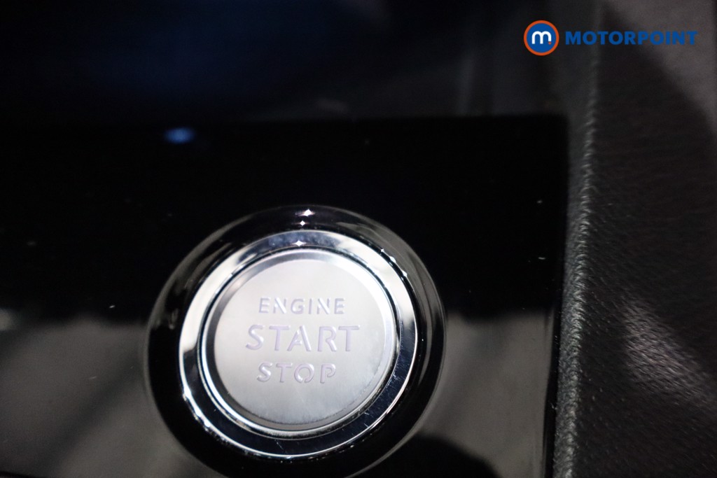 Peugeot 3008 Gt Line Premium Automatic Petrol SUV - Stock Number (1597710) - 13th supplementary image