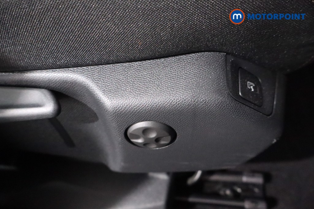 Peugeot 3008 Gt Line Premium Automatic Petrol SUV - Stock Number (1597710) - 22nd supplementary image