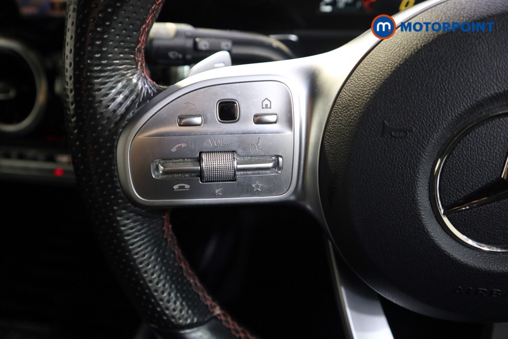 Mercedes-Benz GLB Amg Line Automatic Petrol SUV - Stock Number (1597848) - 3rd supplementary image