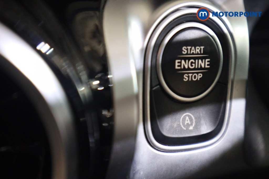 Mercedes-Benz GLB Amg Line Automatic Petrol SUV - Stock Number (1597848) - 6th supplementary image