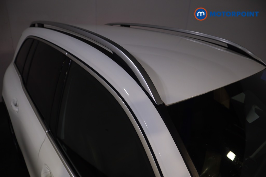 Mercedes-Benz GLB Amg Line Automatic Petrol SUV - Stock Number (1597848) - 28th supplementary image