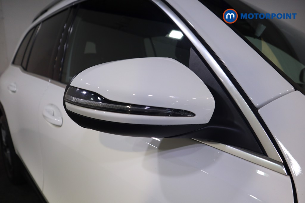 Mercedes-Benz GLB Amg Line Automatic Petrol SUV - Stock Number (1597848) - 29th supplementary image