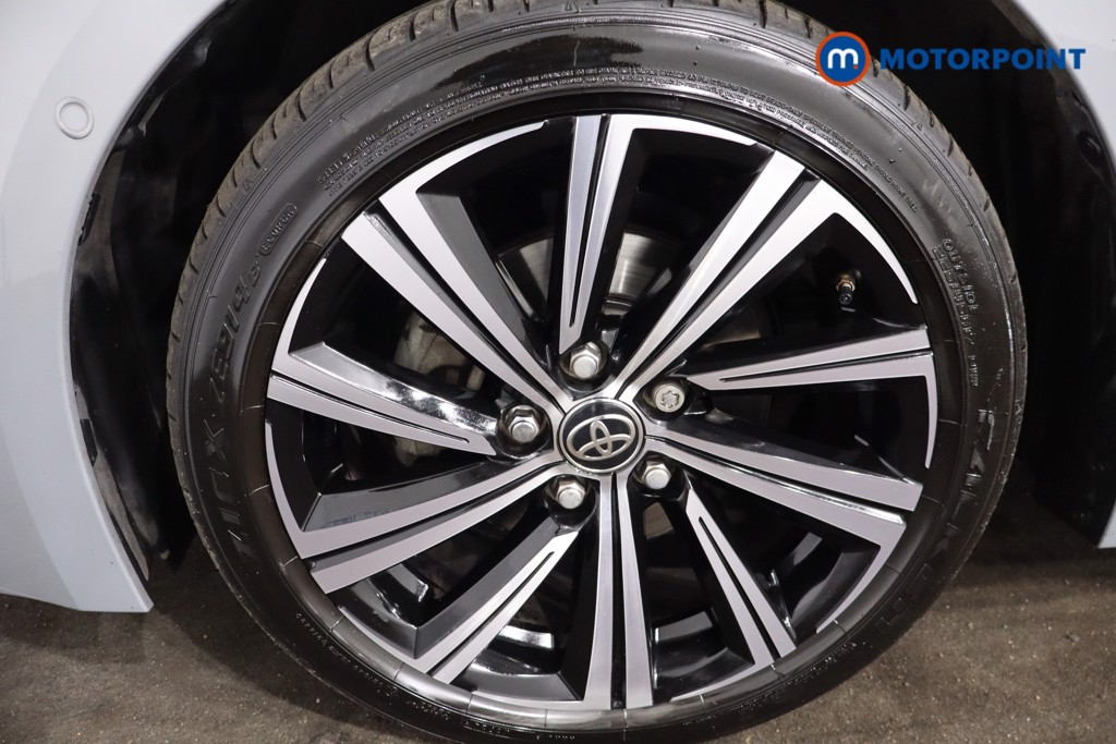 Toyota Corolla Design Automatic Petrol-Electric Hybrid Hatchback - Stock Number (1598139) - 11th supplementary image