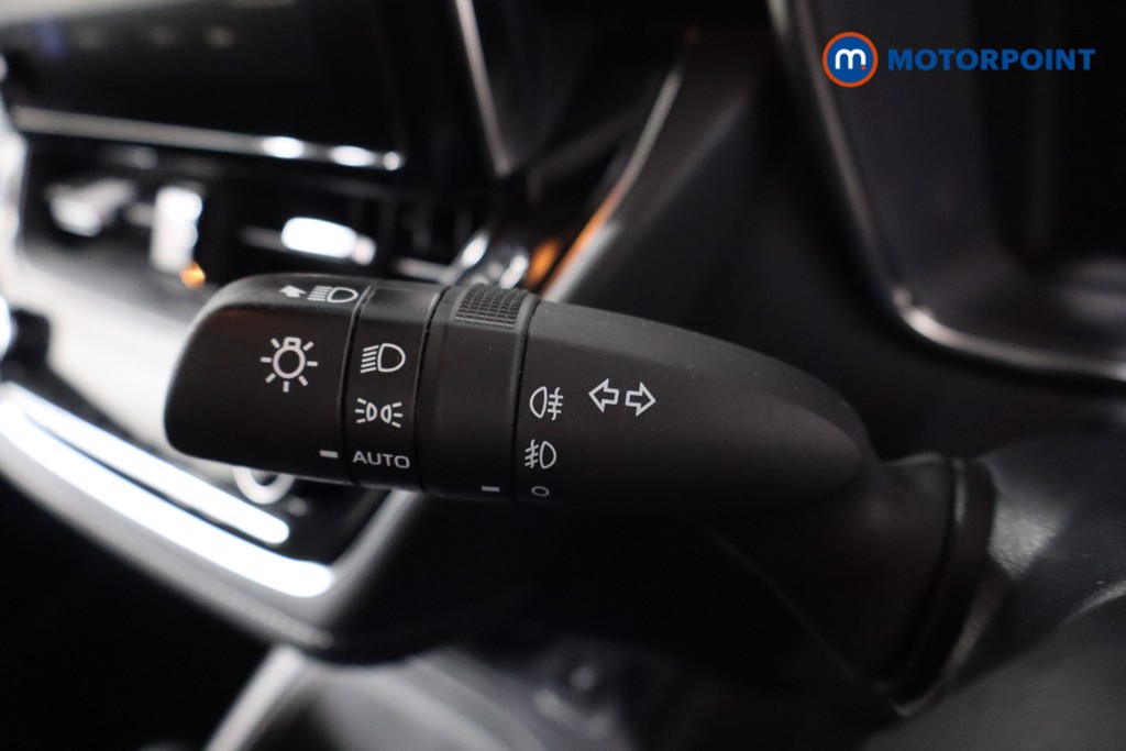 Toyota Corolla Design Automatic Petrol-Electric Hybrid Hatchback - Stock Number (1598139) - 19th supplementary image