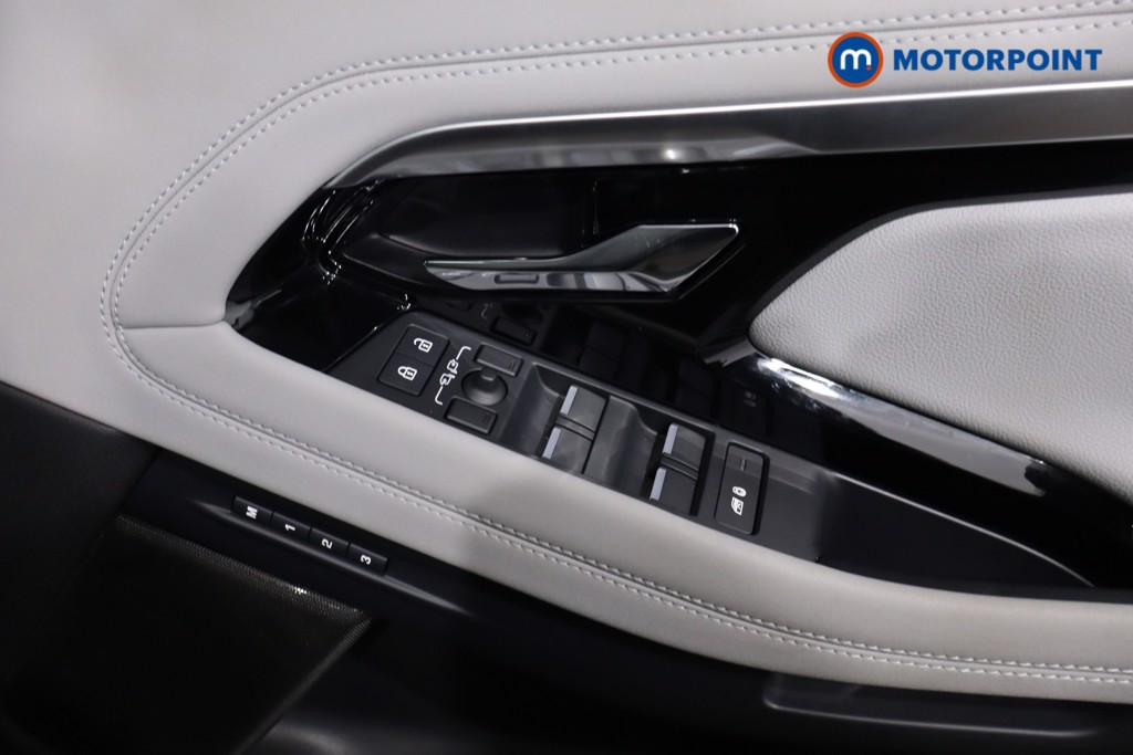 Land Rover Range Rover Evoque R-Dynamic Se Automatic Petrol SUV - Stock Number (1598151) - 20th supplementary image