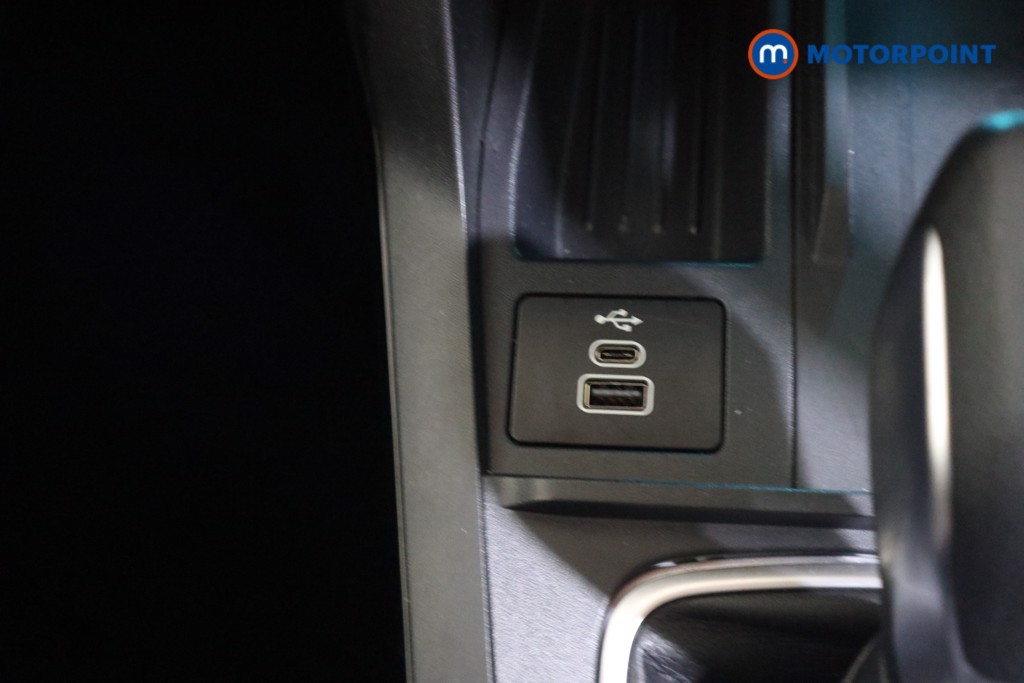 Ford Puma St-Line X Automatic Petrol SUV - Stock Number (1598210) - 9th supplementary image