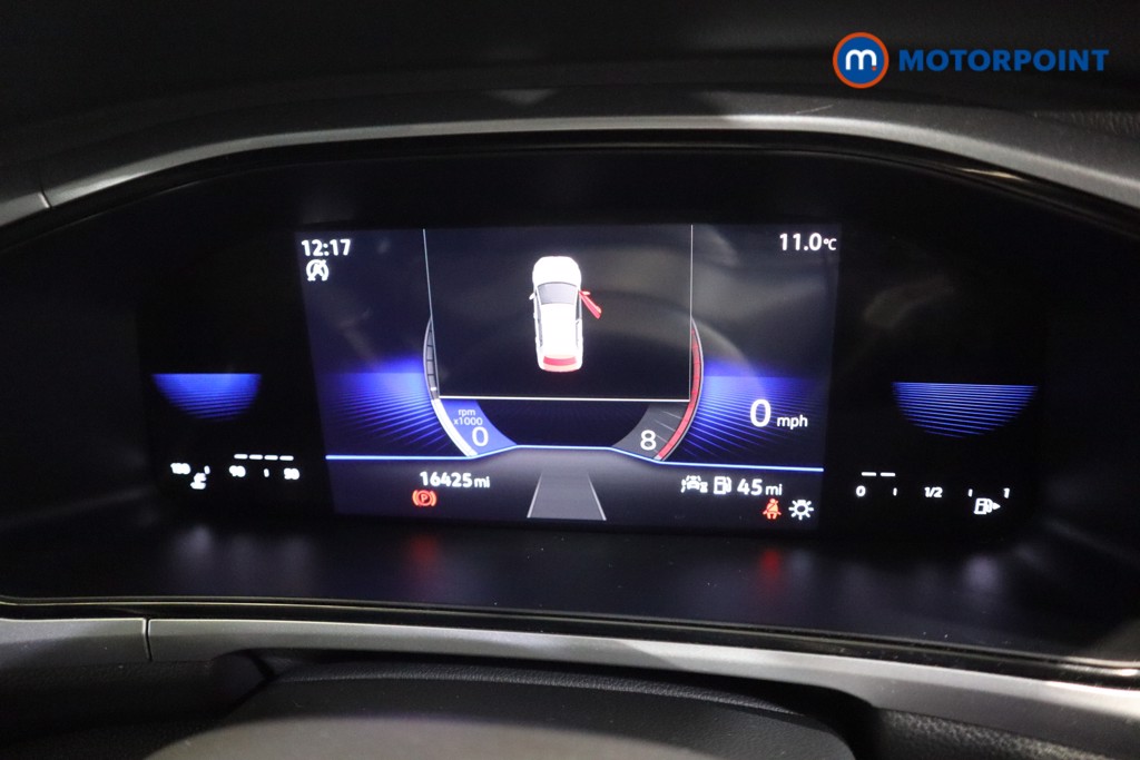 Volkswagen T-Roc Life Manual Petrol SUV - Stock Number (1598288) - 4th supplementary image