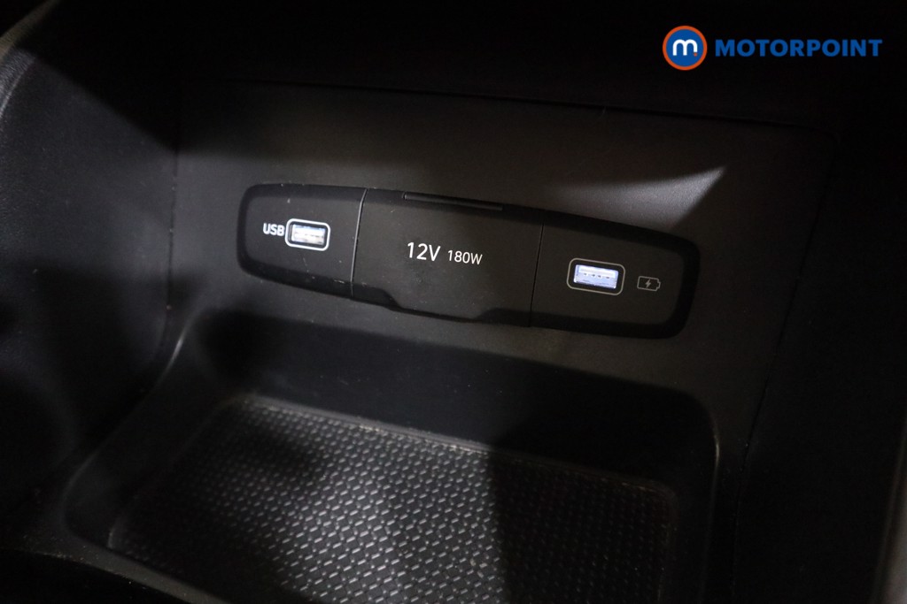 Hyundai Tucson Se Connect Manual Petrol SUV - Stock Number (1598452) - 8th supplementary image