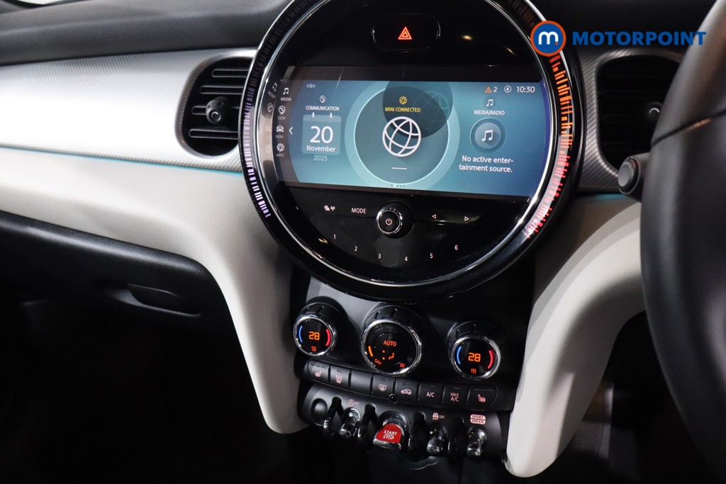Mini Hatchback Cooper Exclusive Automatic Petrol Hatchback - Stock Number (1598464) - 15th supplementary image