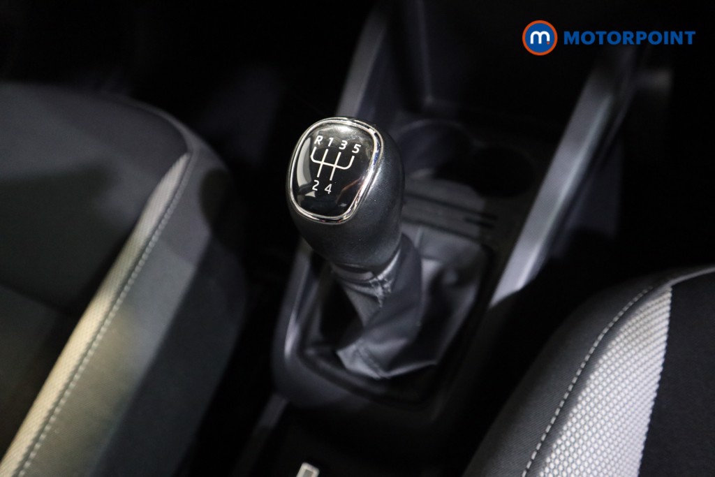 Skoda Fabia SE Manual Petrol Hatchback - Stock Number (1598519) - 9th supplementary image