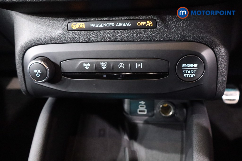 Ford Focus St-Line X Edition Manual Petrol Hatchback - Stock Number (1598567) - 16th supplementary image
