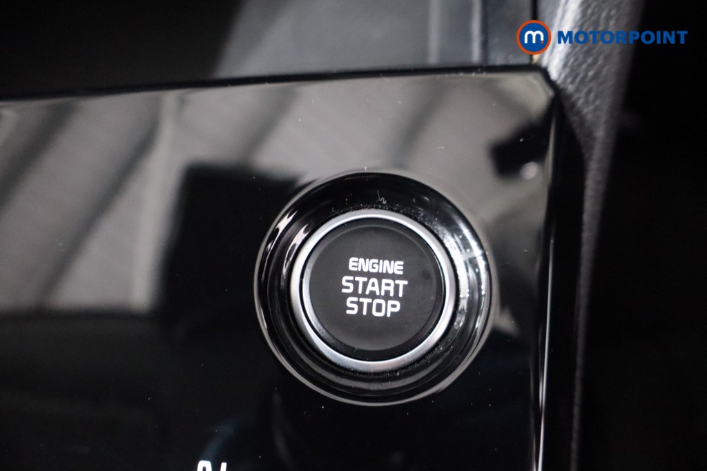 KIA Sportage 3 Automatic Petrol-Electric Hybrid SUV - Stock Number (1598579) - 13th supplementary image