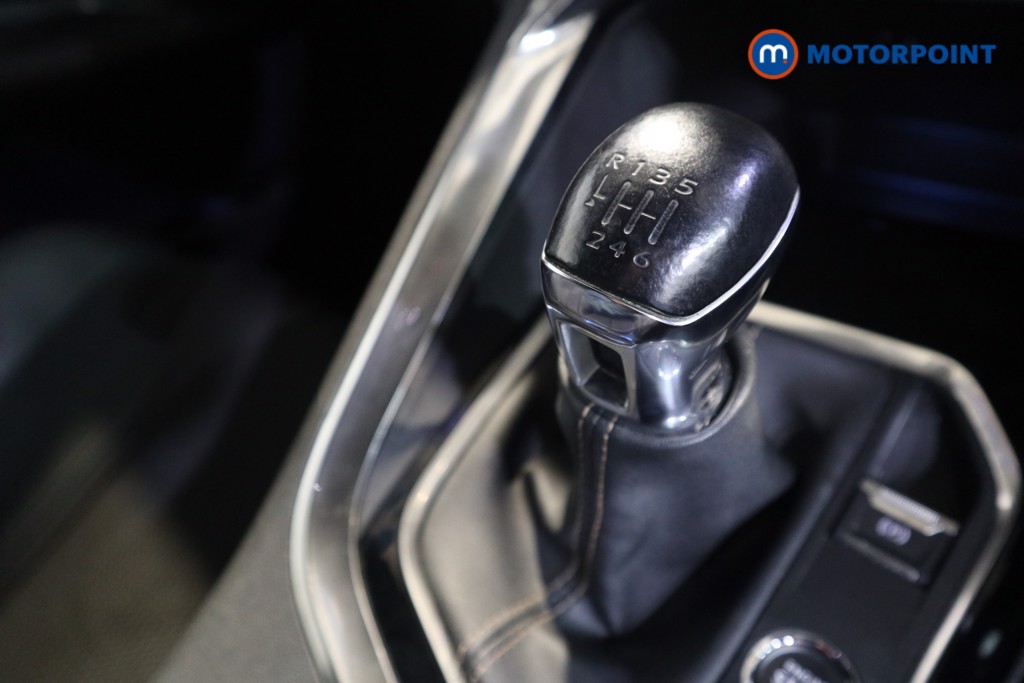 Peugeot 3008 GT Manual Diesel SUV - Stock Number (1566835) - 9th supplementary image