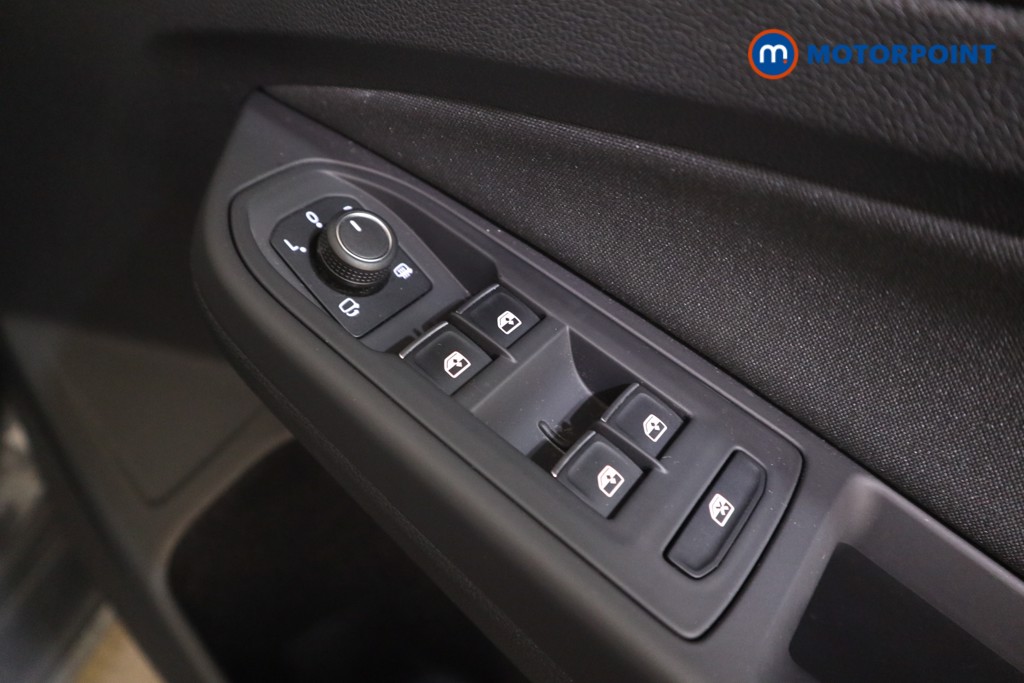 Volkswagen Golf Style Manual Petrol Hatchback - Stock Number (1571088) - 13th supplementary image