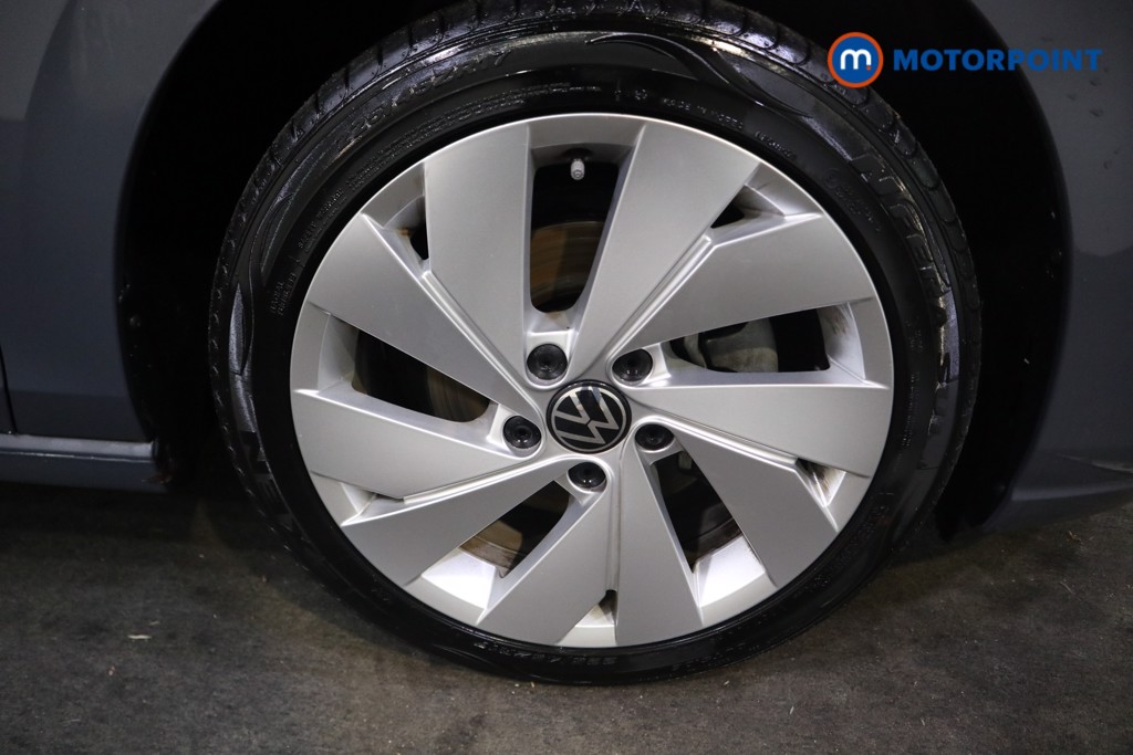 Volkswagen Golf Style Manual Petrol Hatchback - Stock Number (1571088) - 21st supplementary image