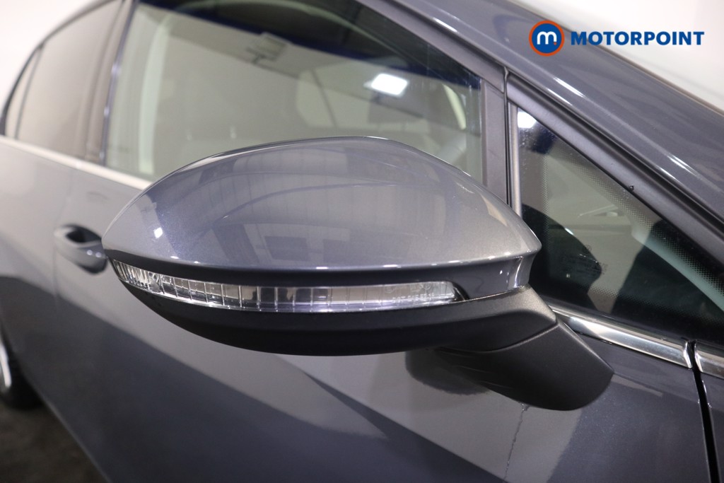 Volkswagen Golf Style Manual Petrol Hatchback - Stock Number (1571088) - 28th supplementary image