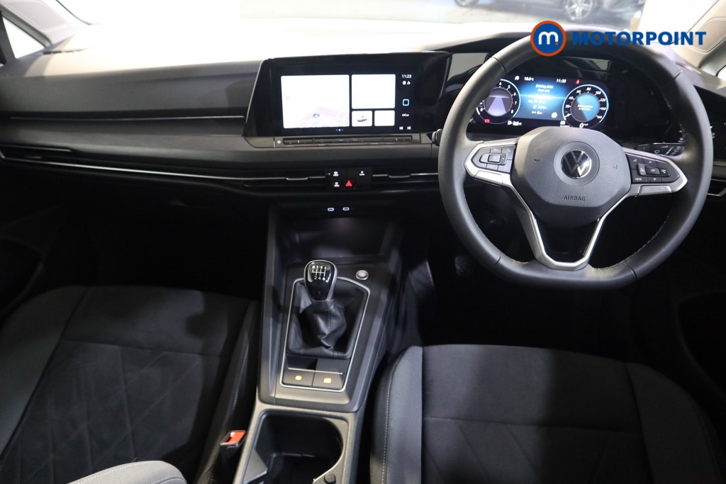 Volkswagen Golf Style Manual Petrol Hatchback - Stock Number (1571088) - 1st supplementary image