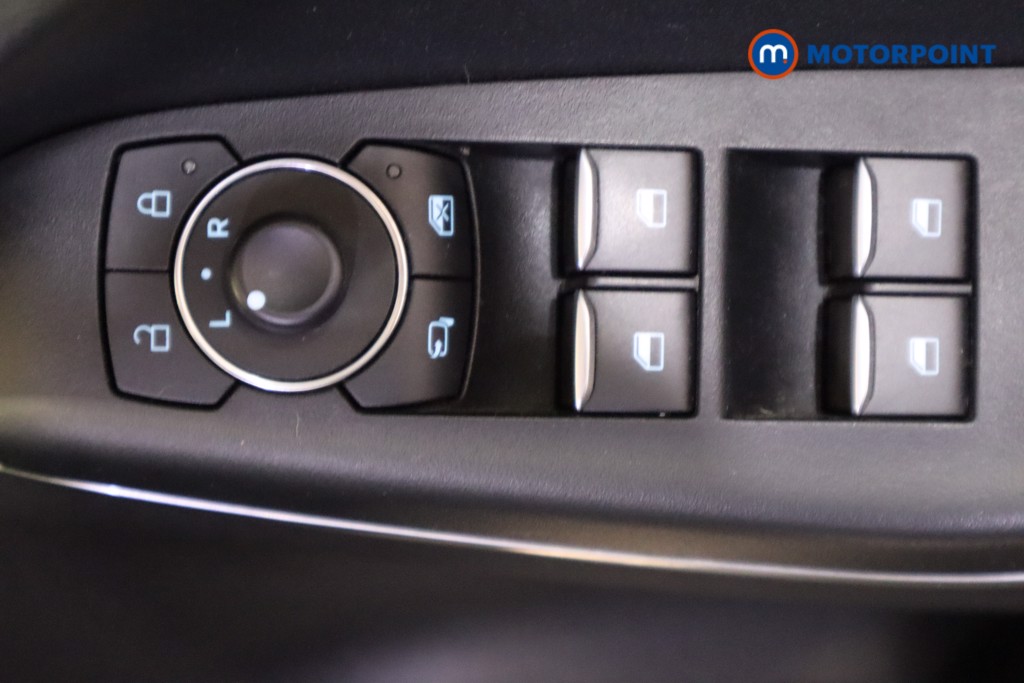 Ford Puma St-Line Vignale Automatic Petrol SUV - Stock Number (1572102) - 15th supplementary image