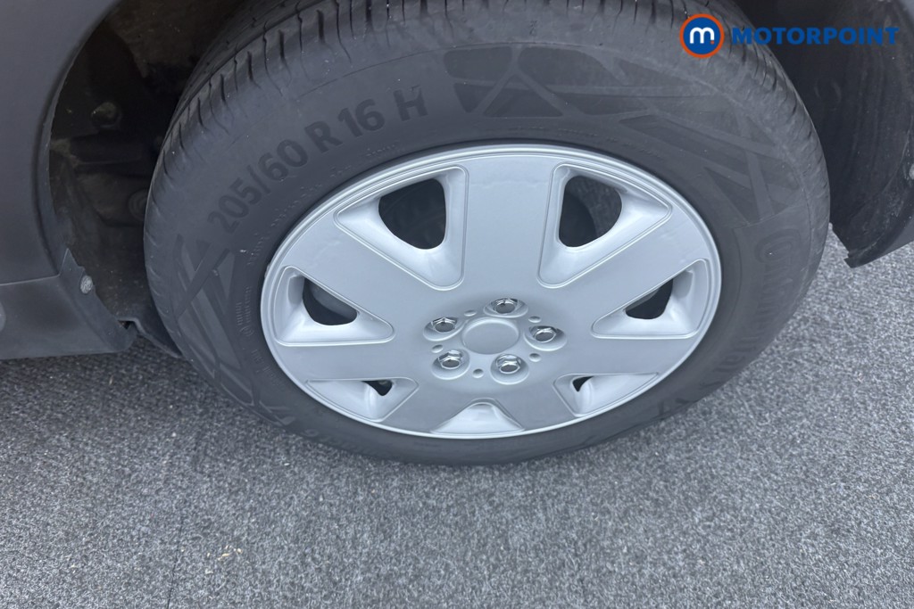 Dacia Sandero Stepway Expression Manual Petrol Hatchback - Stock Number (1577642) - 26th supplementary image