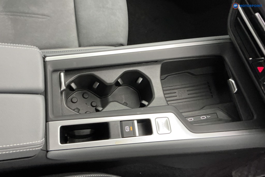 Volkswagen Passat Life Automatic Petrol Plug-In Hybrid Estate - Stock Number (1578093) - 13th supplementary image