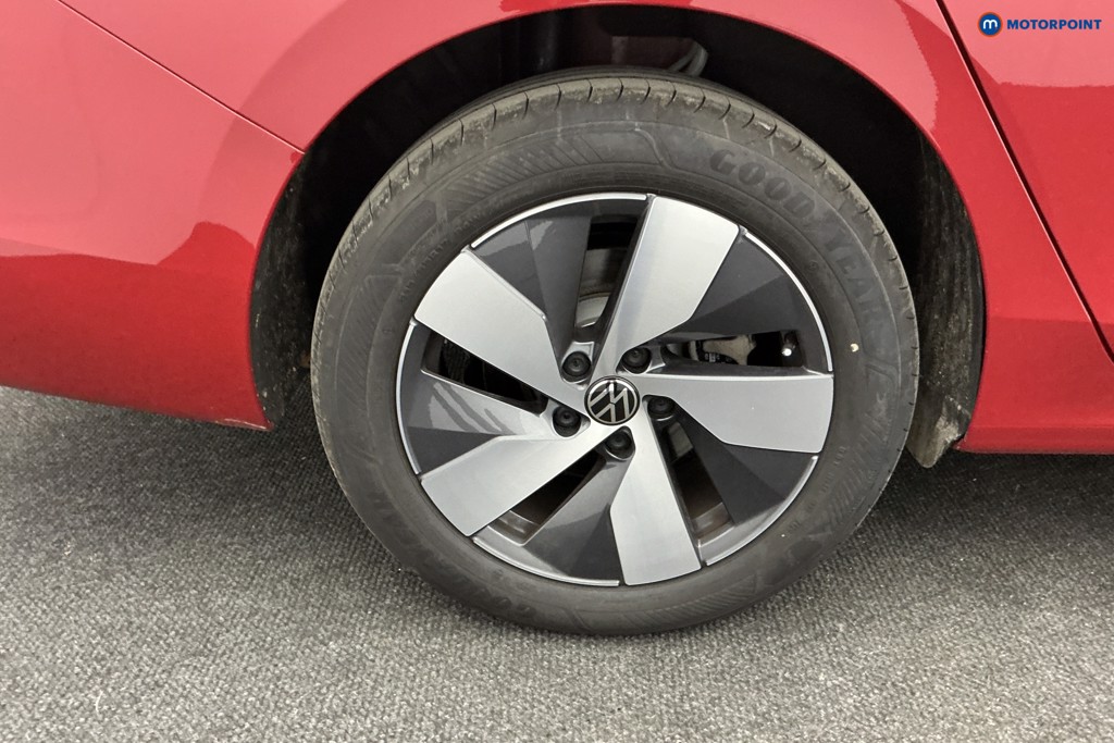 Volkswagen Passat Life Automatic Petrol Plug-In Hybrid Estate - Stock Number (1578093) - 34th supplementary image