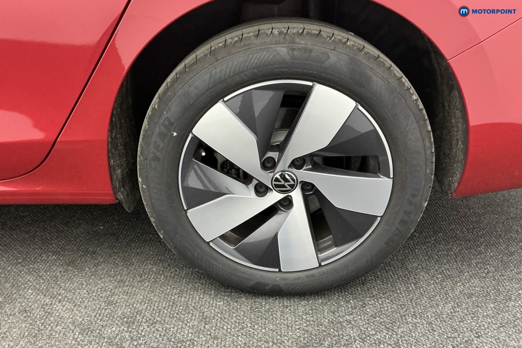 Volkswagen Passat Life Automatic Petrol Plug-In Hybrid Estate - Stock Number (1578093) - 35th supplementary image