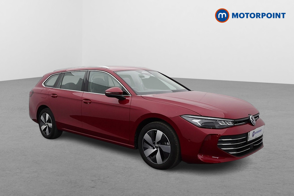 Volkswagen Passat Life Automatic Petrol Plug-In Hybrid Estate - Stock Number (1578093) - Drivers side front corner