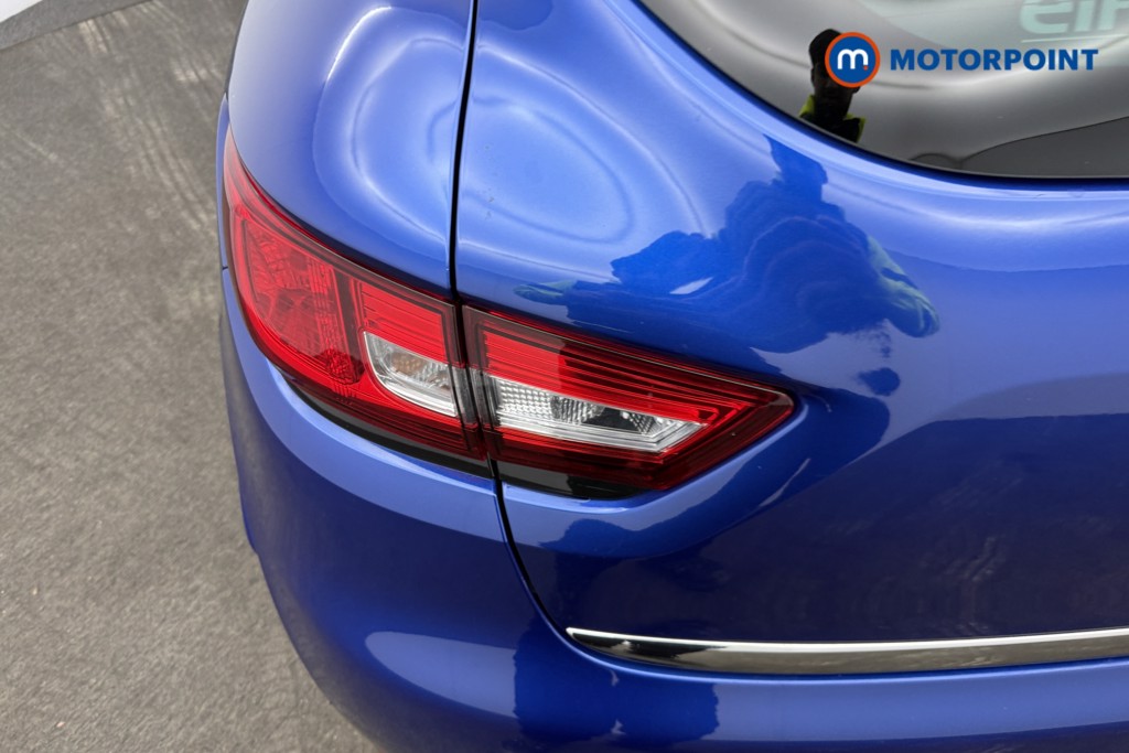 Renault Clio Iconic Manual Petrol Hatchback - Stock Number (1579117) - 9th supplementary image