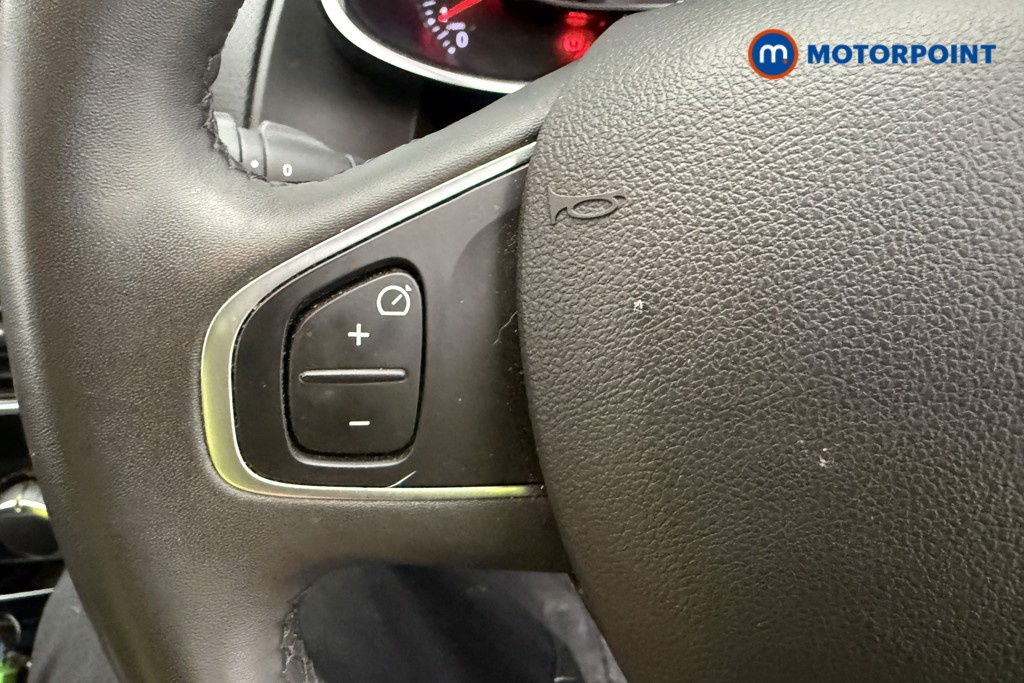 Renault Clio Iconic Manual Petrol Hatchback - Stock Number (1579117) - 29th supplementary image