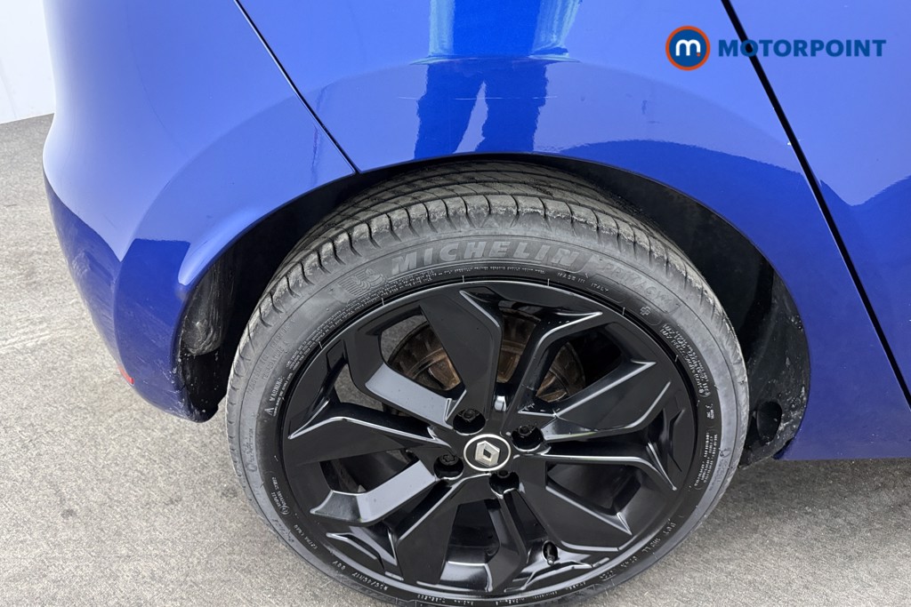 Renault Clio Iconic Manual Petrol Hatchback - Stock Number (1579117) - 35th supplementary image