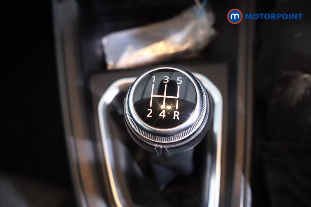 Renault Clio Iconic Manual Petrol Hatchback - Stock Number (1581026) - 5th supplementary image