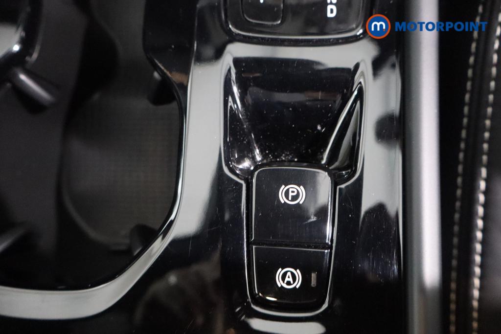 Volvo Xc40 R Design Automatic Petrol SUV - Stock Number (1583525) - 5th supplementary image