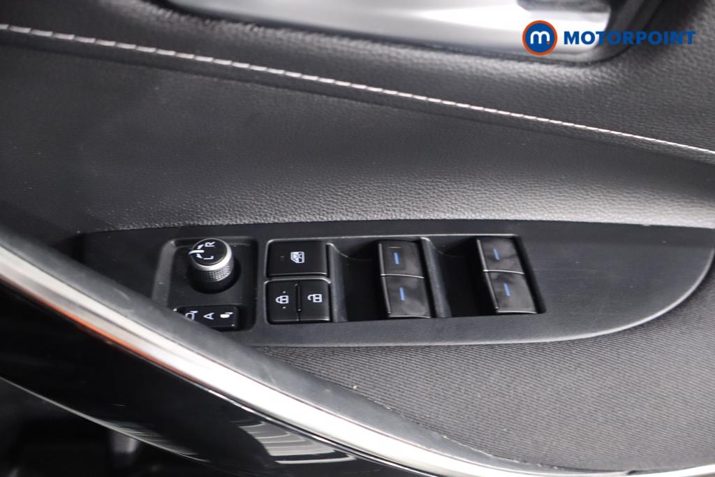 Toyota Corolla Gr Sport Automatic Petrol-Electric Hybrid Hatchback - Stock Number (1585558) - 8th supplementary image