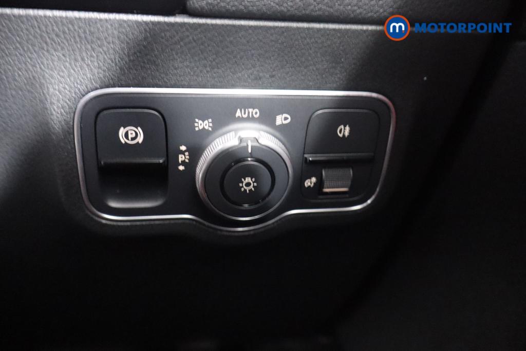 Mercedes-Benz GLA Exclusive Edition Automatic Petrol Plug-In Hybrid SUV - Stock Number (1585646) - 10th supplementary image