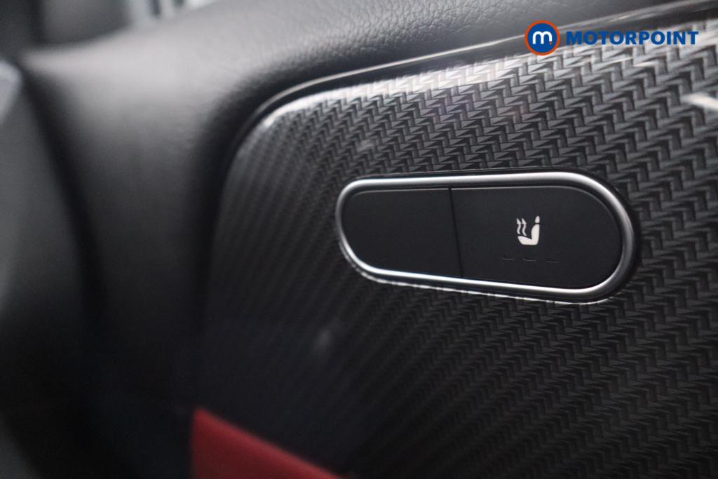 Mercedes-Benz GLA Exclusive Edition Automatic Petrol Plug-In Hybrid SUV - Stock Number (1585646) - 11th supplementary image