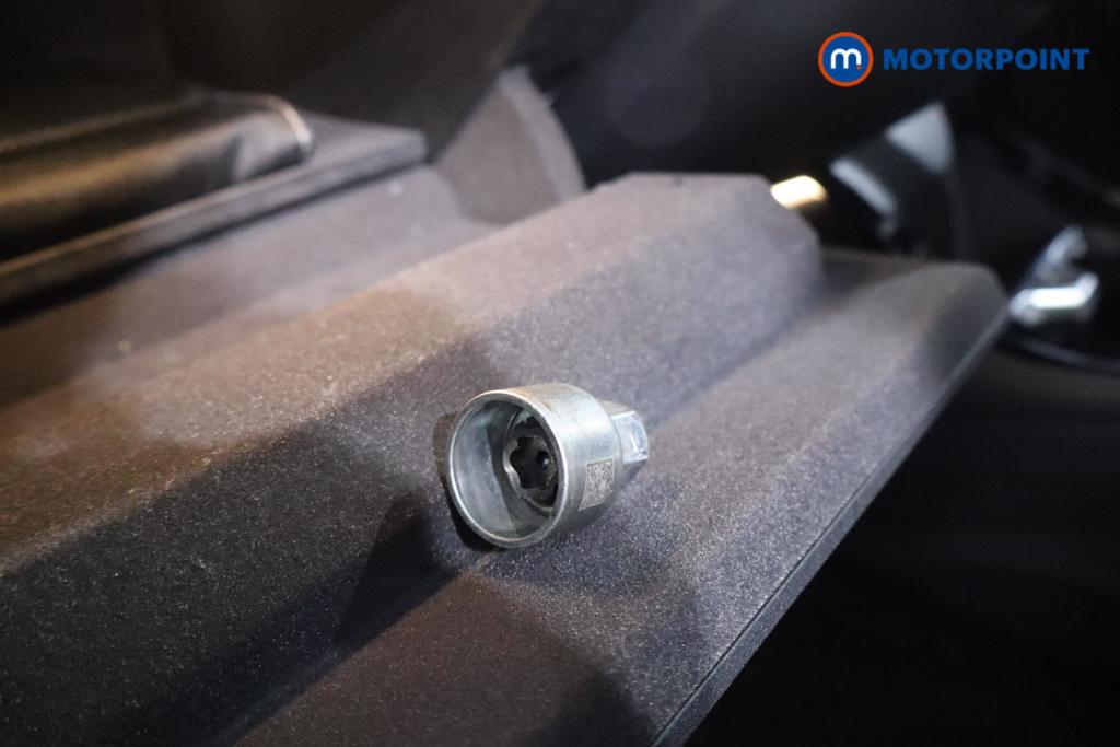 BMW 1 Series M Sport Automatic Petrol Hatchback - Stock Number (1585870) - 14th supplementary image